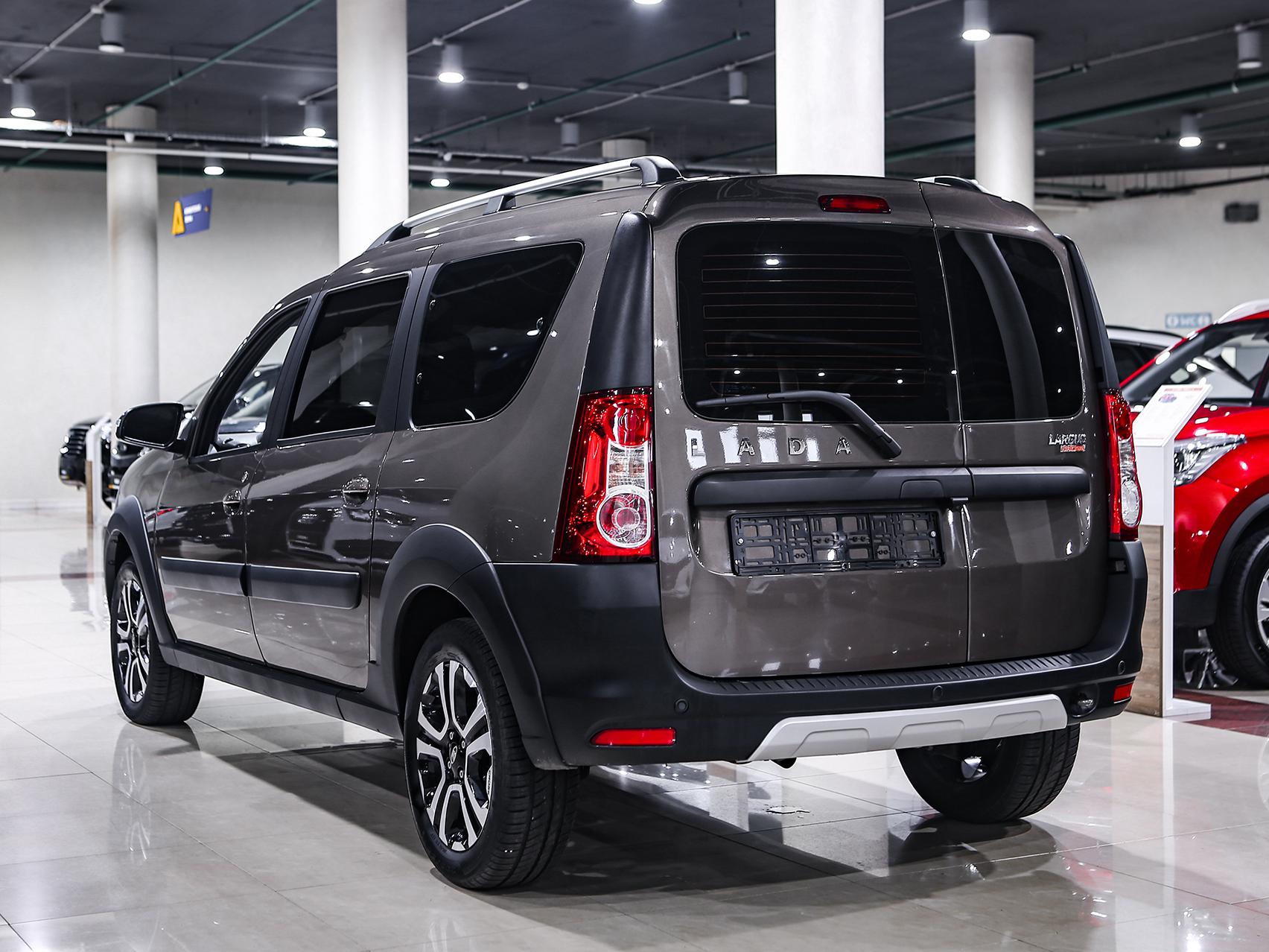 Купить Largus с пробегом