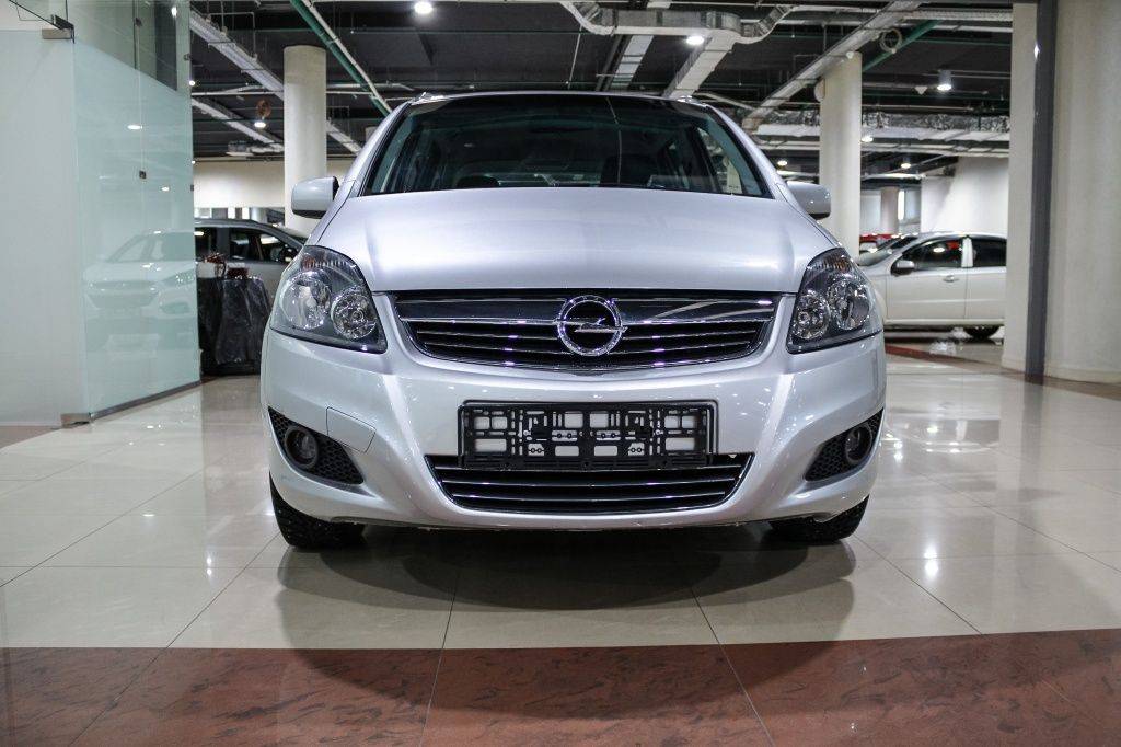Купить Zafira с пробегом