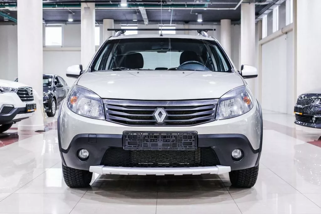 Купить Sandero с пробегом